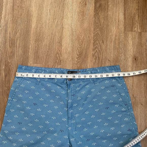 Retrofit Men shorts . Size 36 - Picture 7 of 8